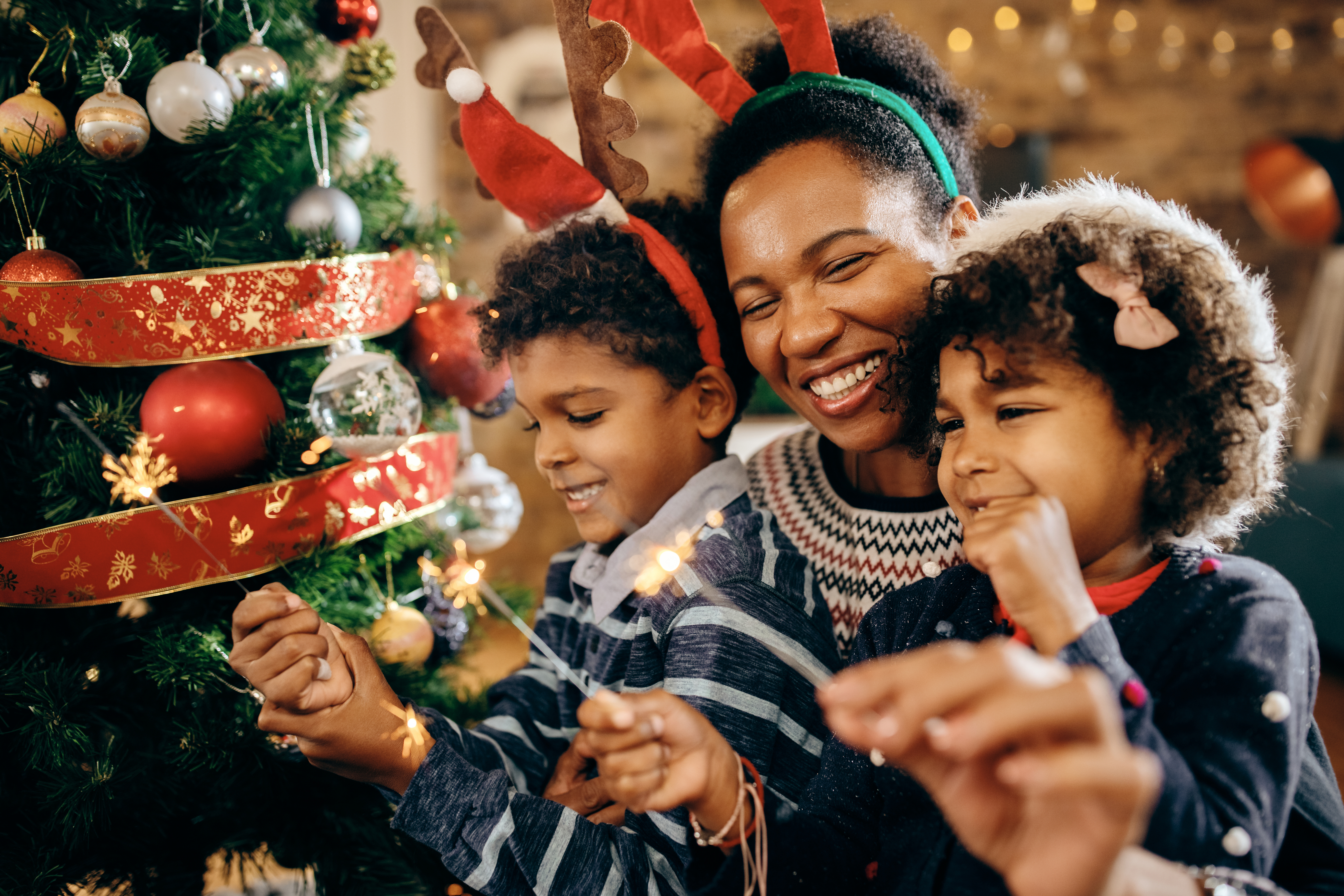 Single mother on christmas with children, divorce 